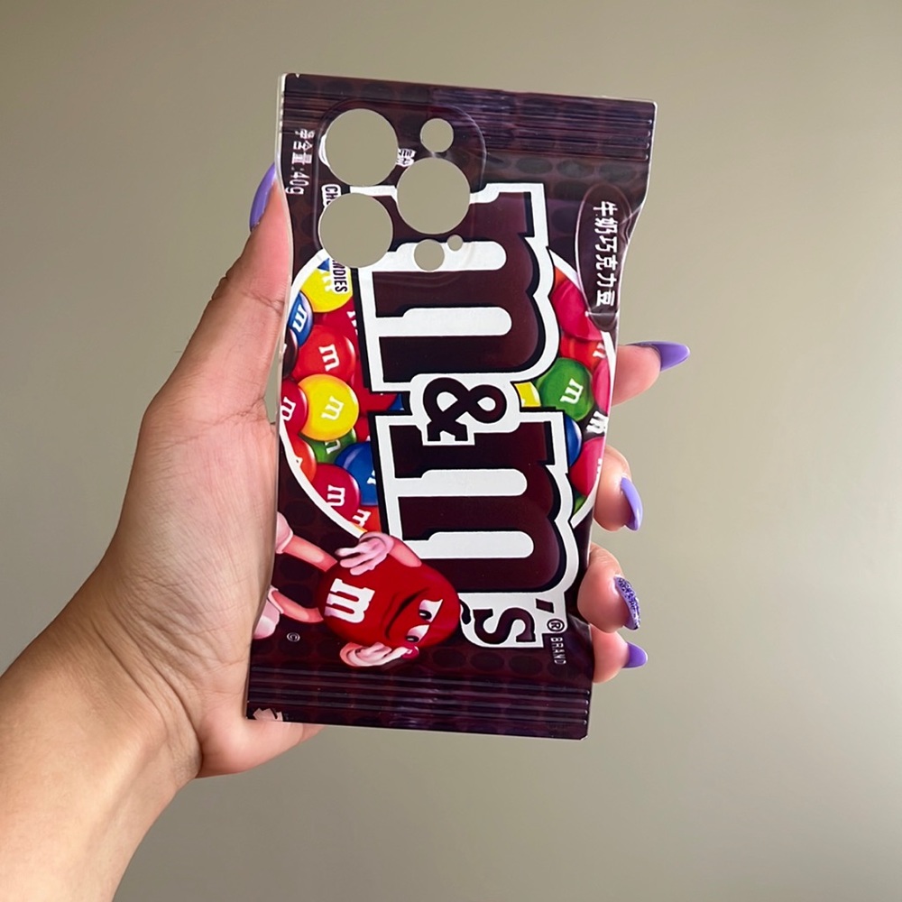 M&M Iphone 13 pro
